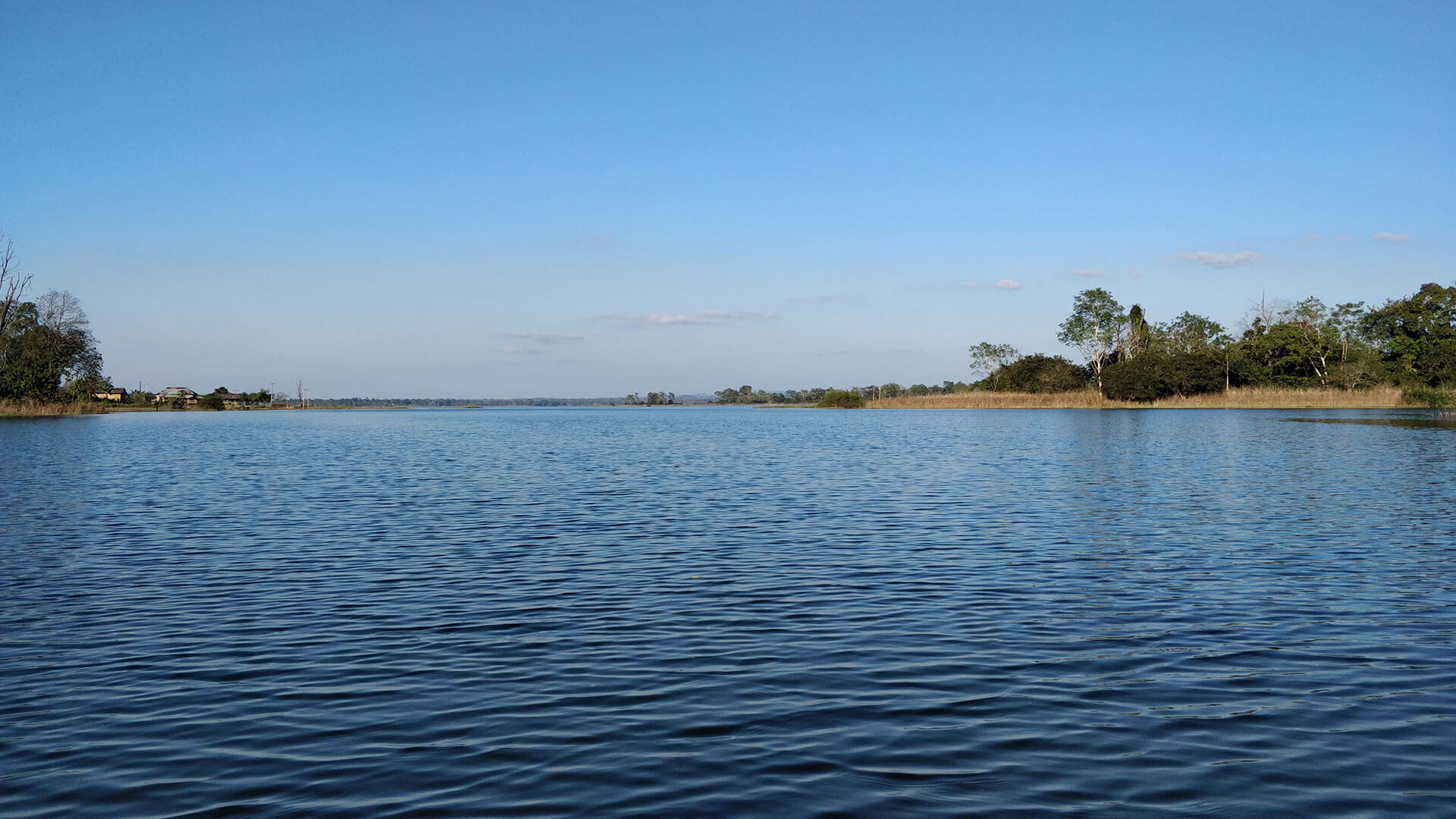 Dumboor Lake